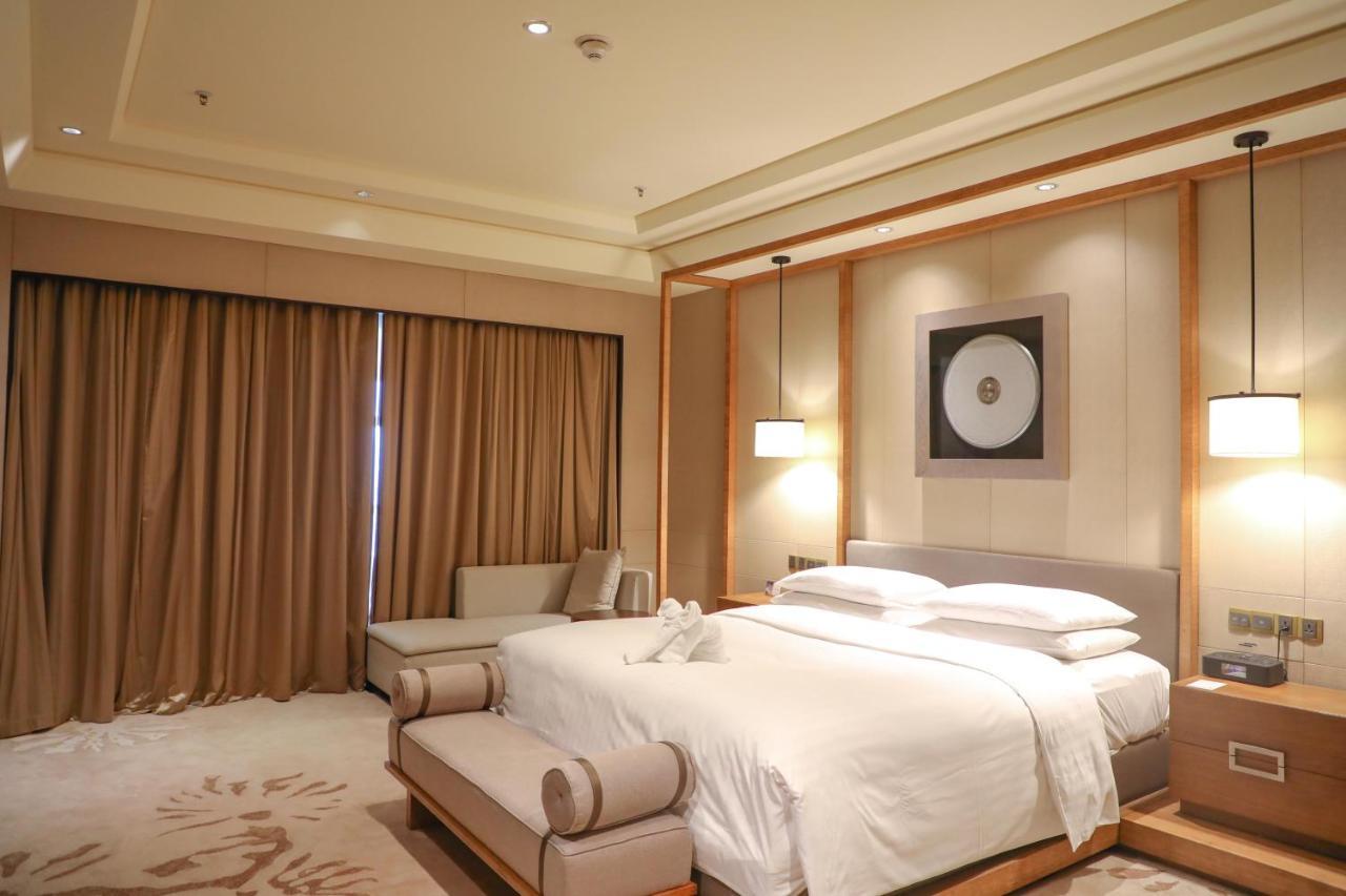 Haikou Marriott Hotel Exteriör bild